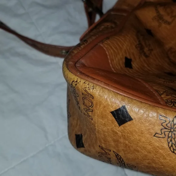 VINTAGE  MCM luggage  laptop carry on detachable strql bag - Picture 5 of 16